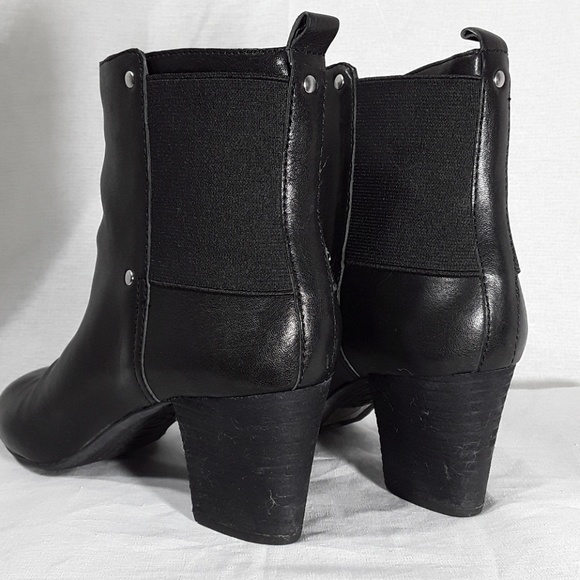 DKNY black leather heel boots - Picture 5 of 8